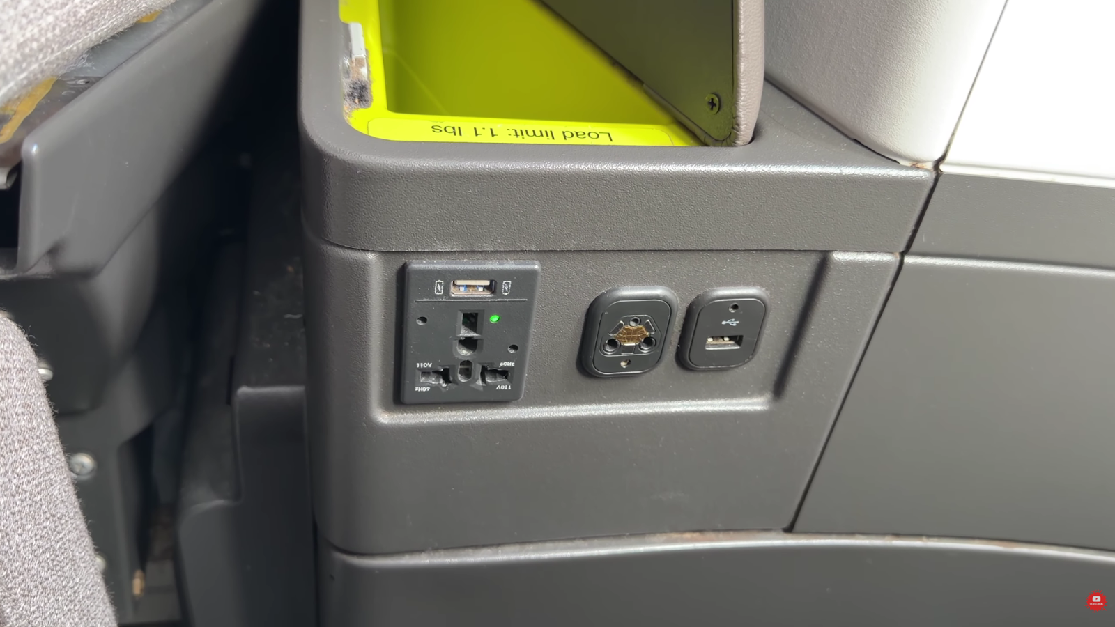 TAP Portugal A330-990 business class seat  features 9A