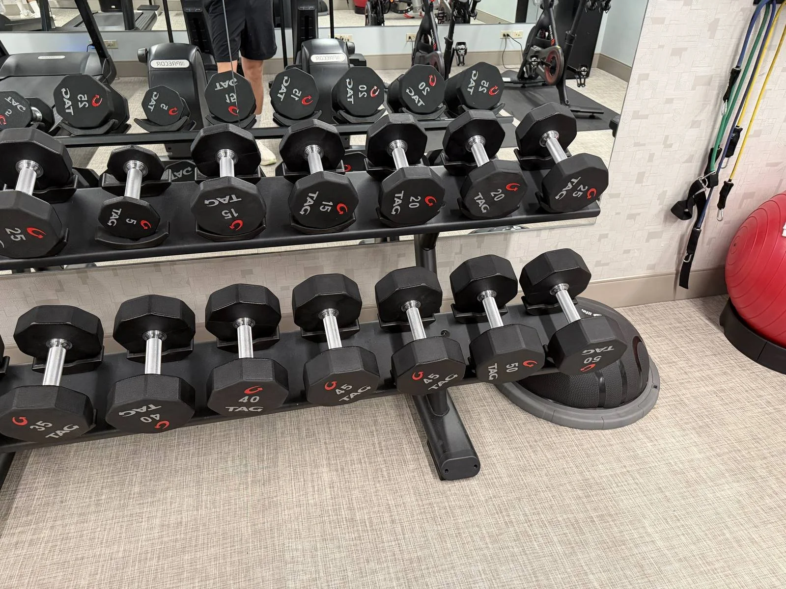kimpton-theta-new-york-fitness-center-dumbbell-rack.