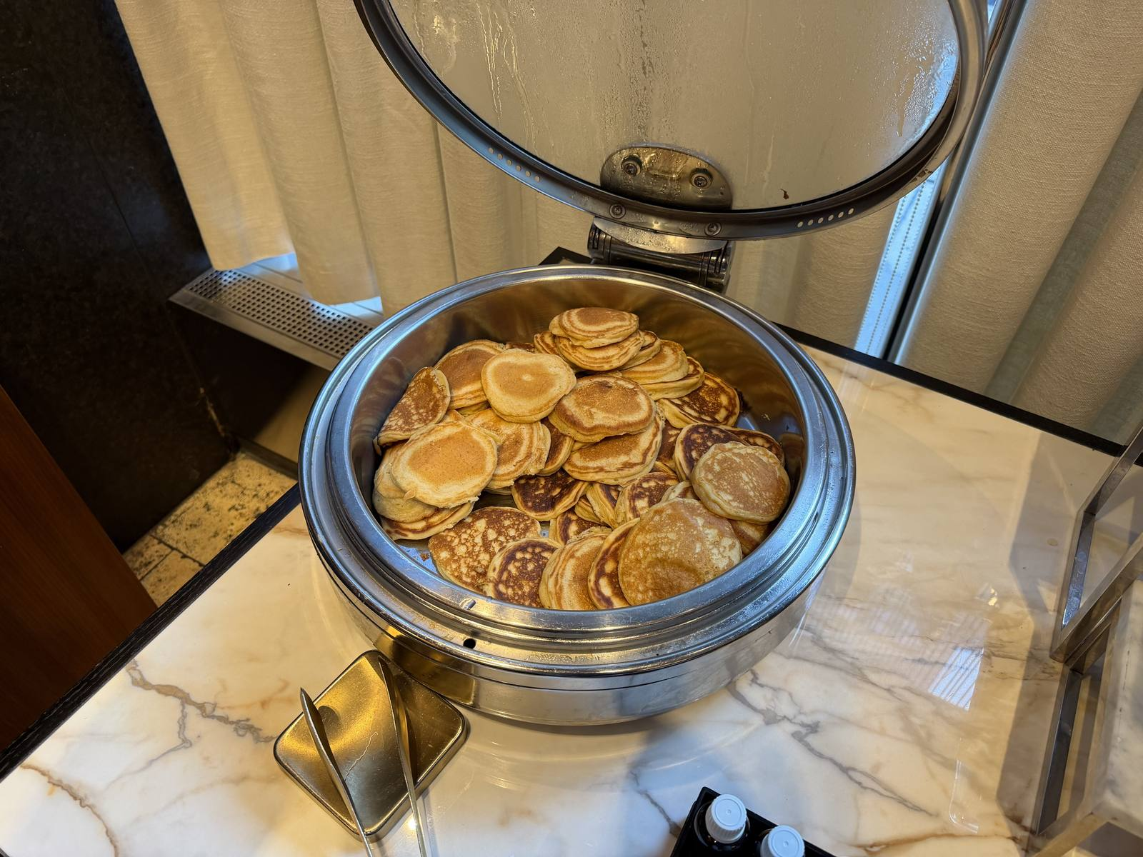 intercontinental-new-york-times-square-breakfast-buffet-mini-pancakes