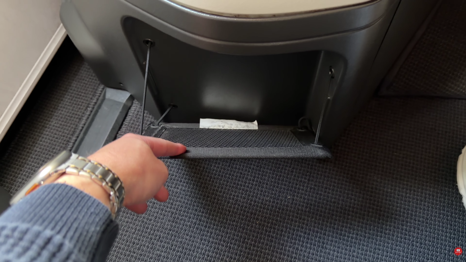 TAP Portugal  A330-900 business class seat features.