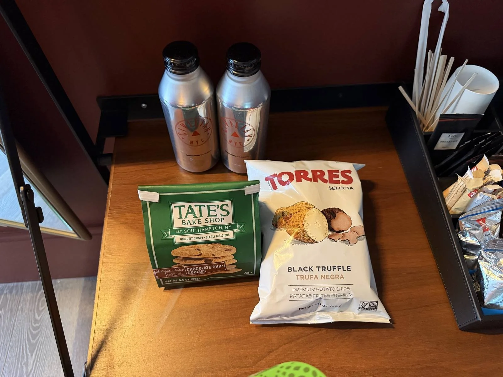 civilian-hotel-new-york-spacious-king-room-snack-selection-detail