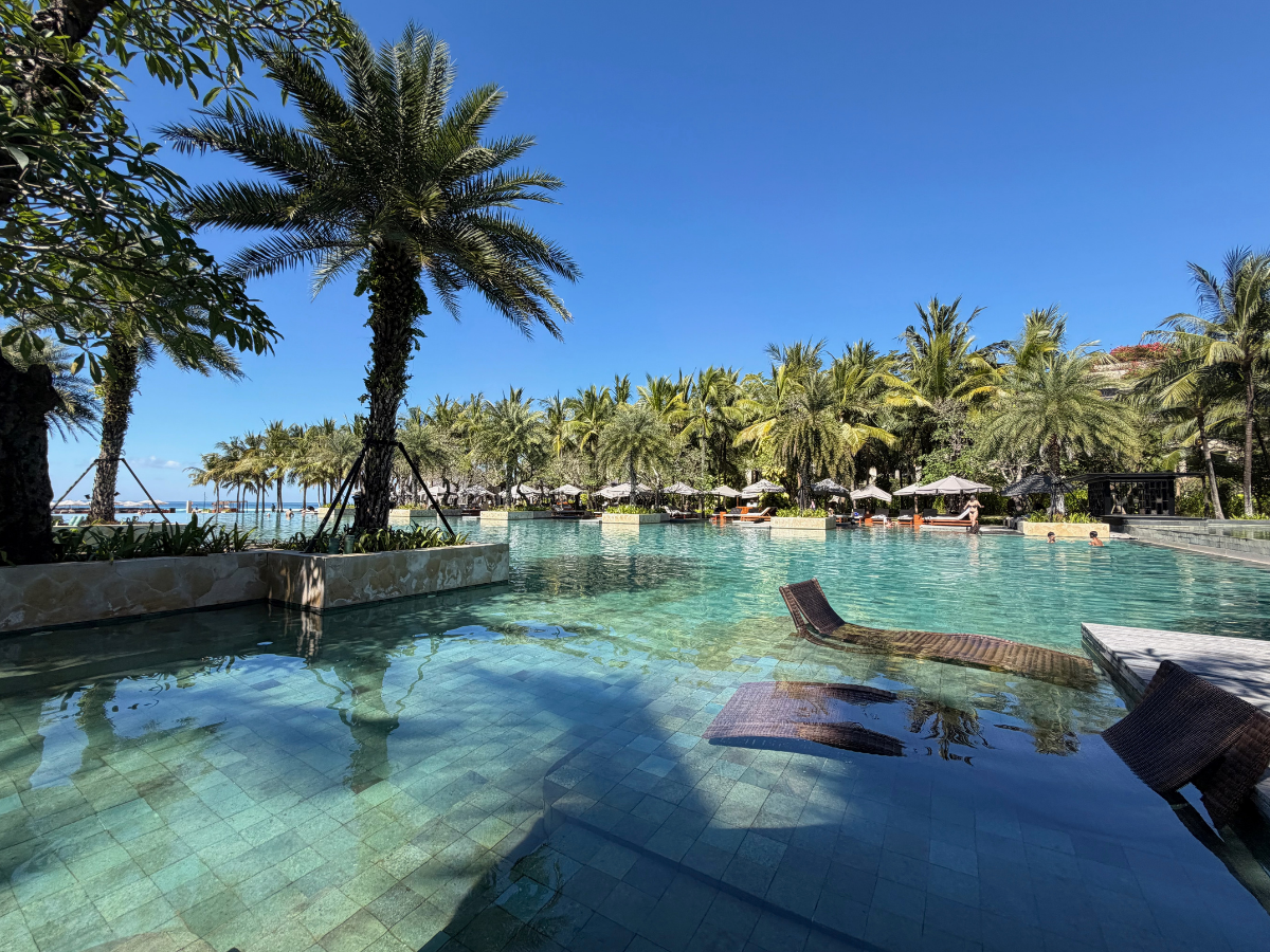 The Apurva Kempinski Bali submerged seating chairs