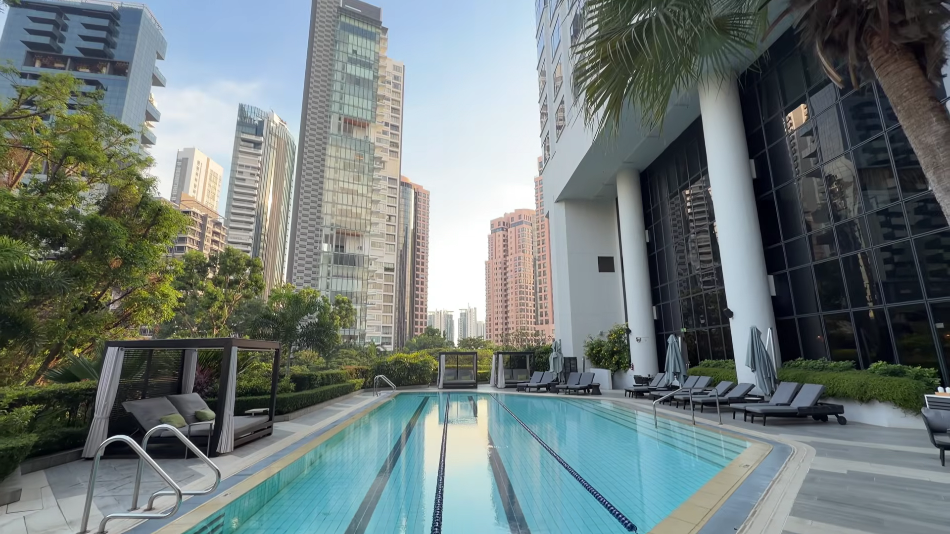 Four Seasons Singapore adults-only lap pool