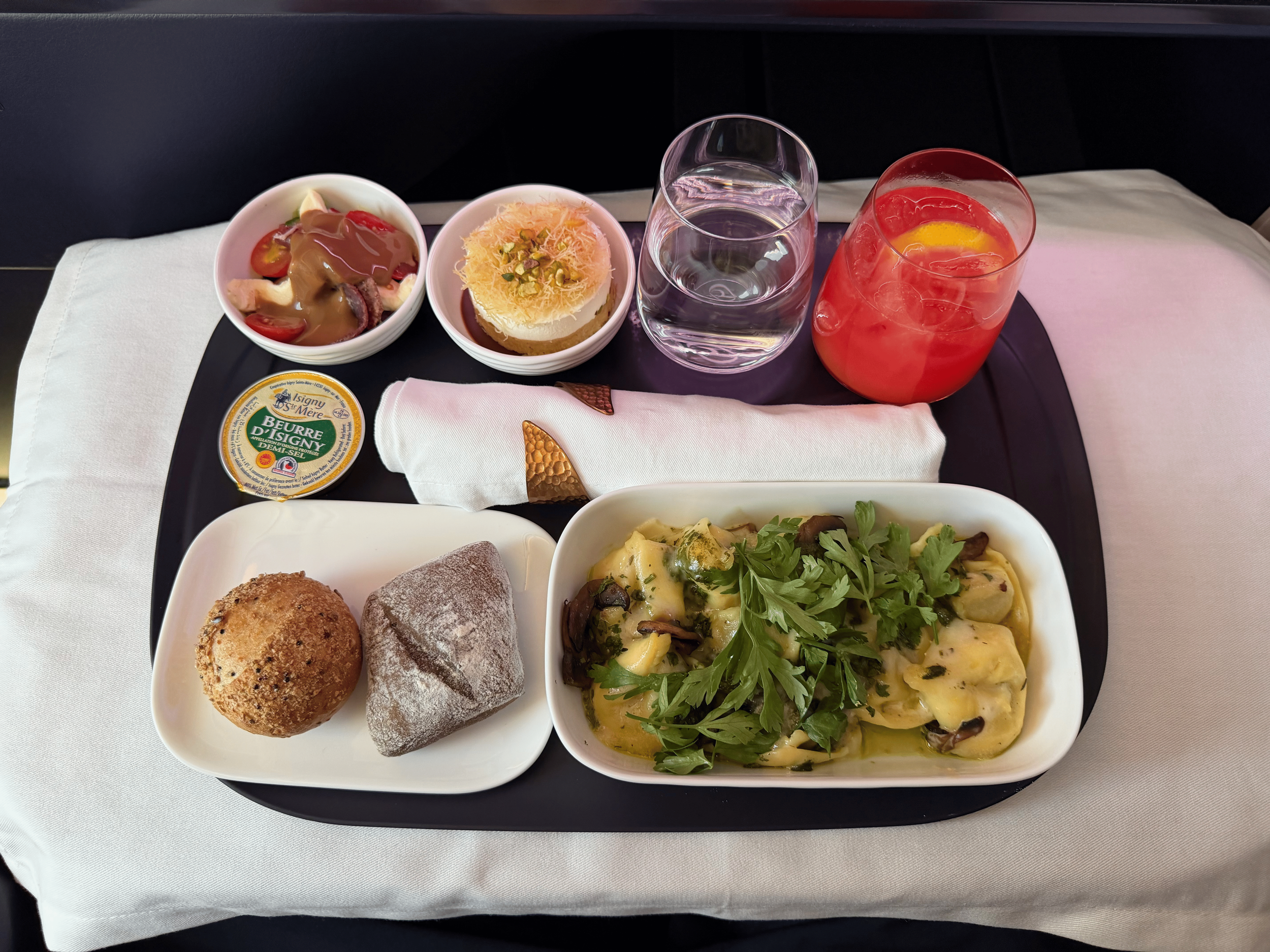 Riyadh Air 787-9 business class inflight meal