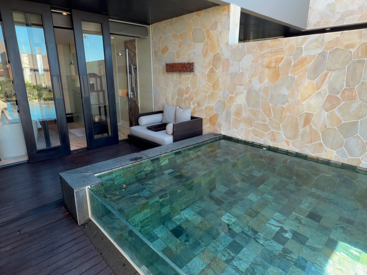 The Apurva Kempinski Bali private plunge pool.png