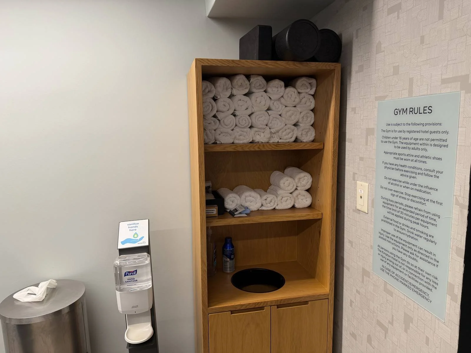 kimpton-theta-new-york-fitness-center-towel-station