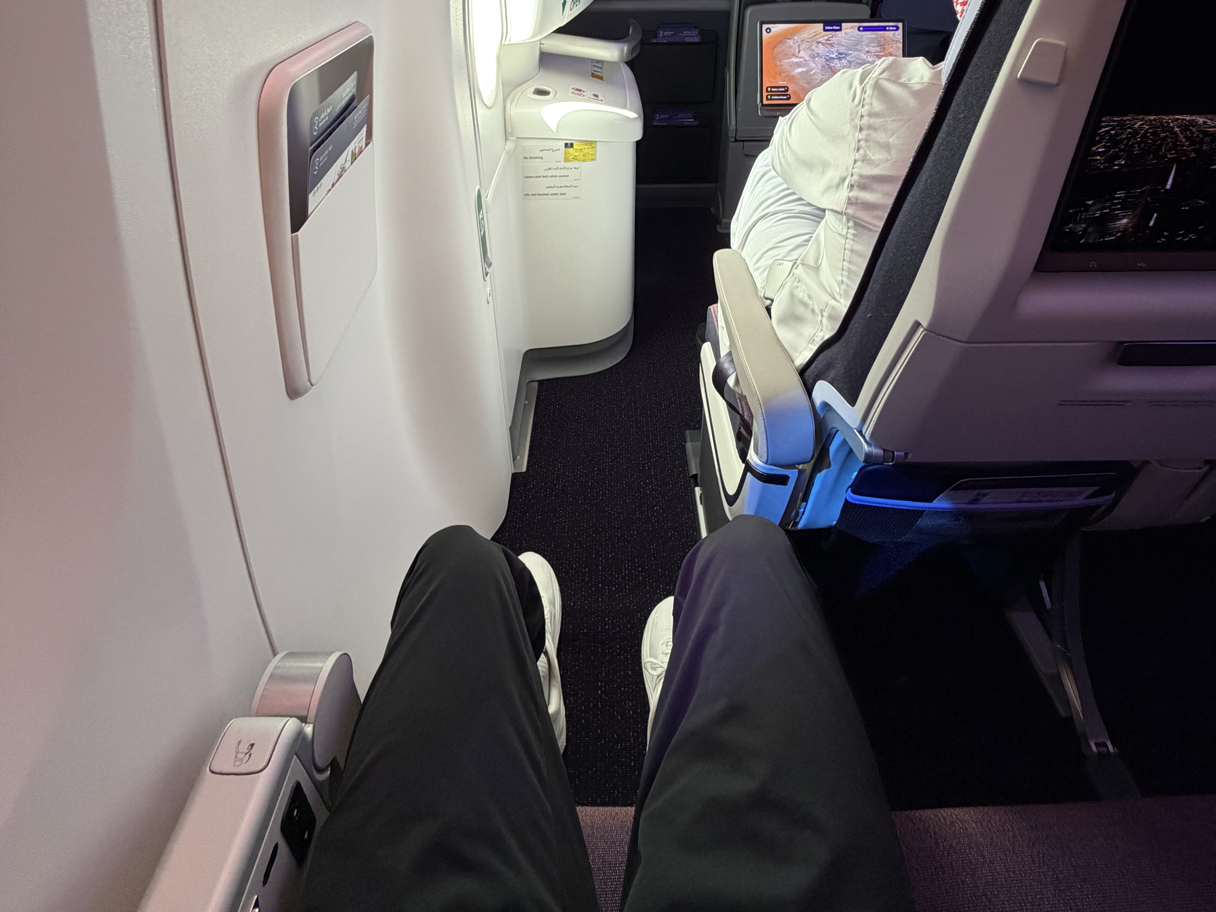 Riyadh Air 787-9 premium economy legroom