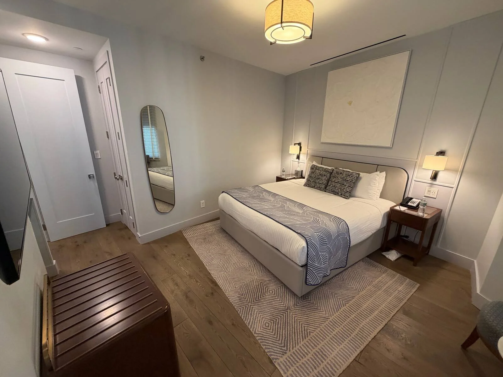 hotel-belleclaire-new-york-presidential-suite-second-bedroom-overview-b