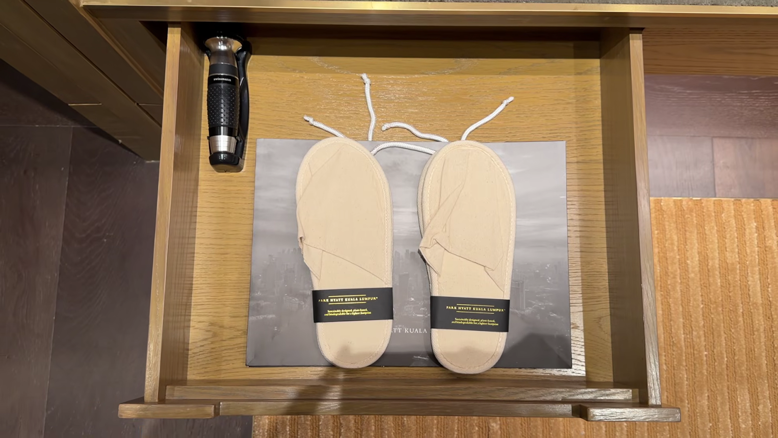 Park Hyatt Kuala Lumpur muji slippers