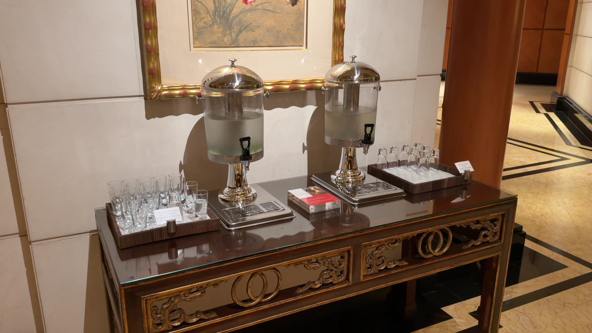 Four Seasons Singapore welcome beverage