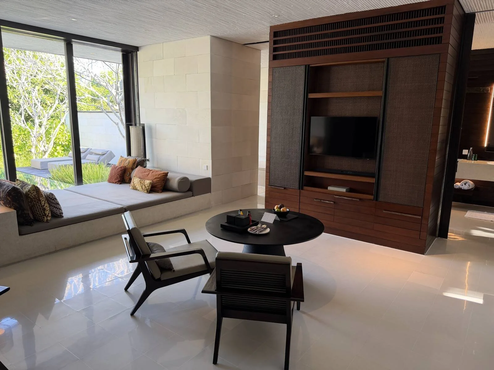 alila-villas-uluwatu-villa-living-room-tv-unit-daybed.