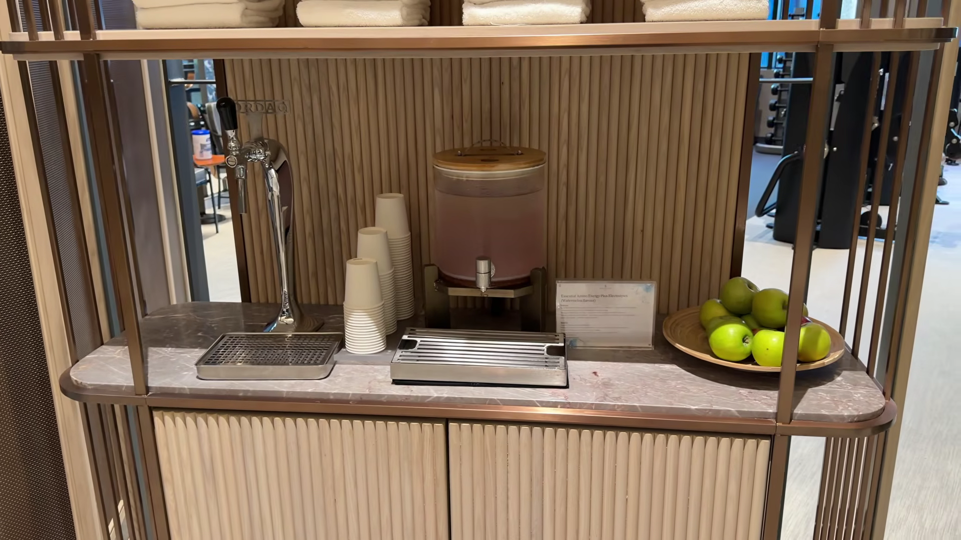 Four Seasons Singapore complimentry drinks at the gym