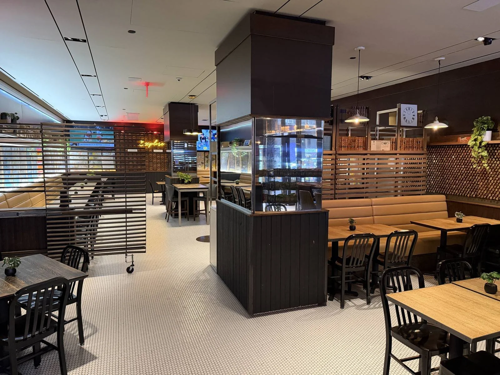 hyatt-centric-times-square-lounge-seating-explore-sign.jpg