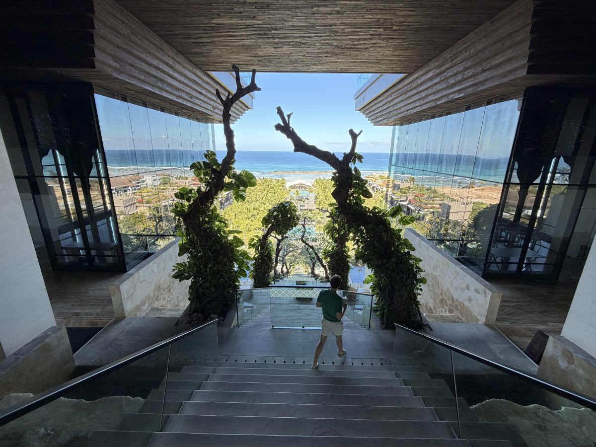 The Apurva Kempinski Bali grand staircase