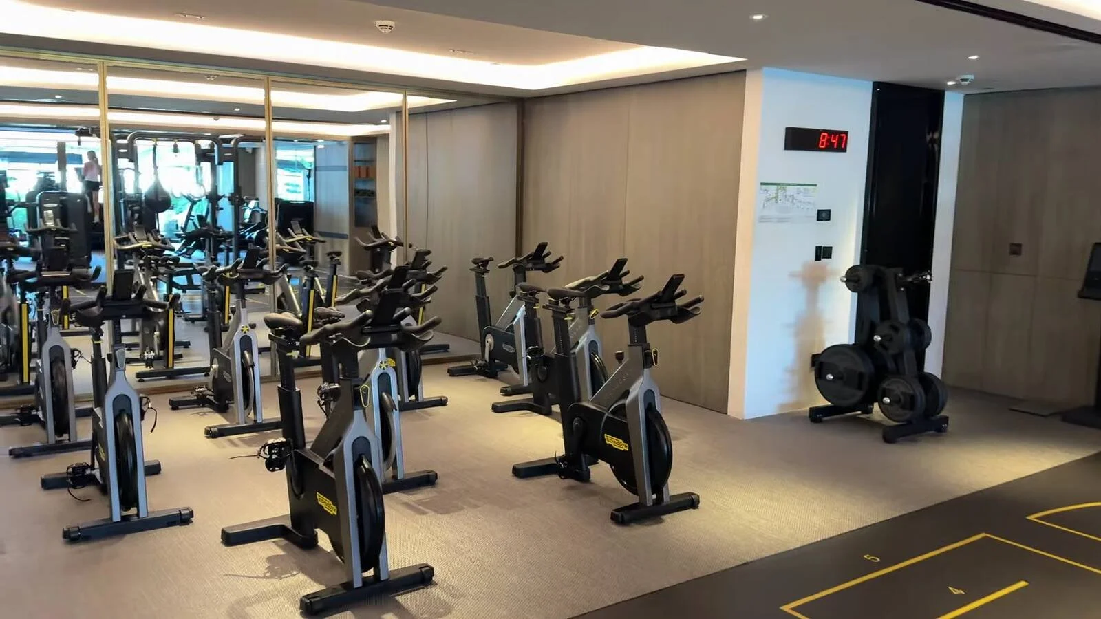 four-seasons-astir-palace-athens-gym-equipment-bikes