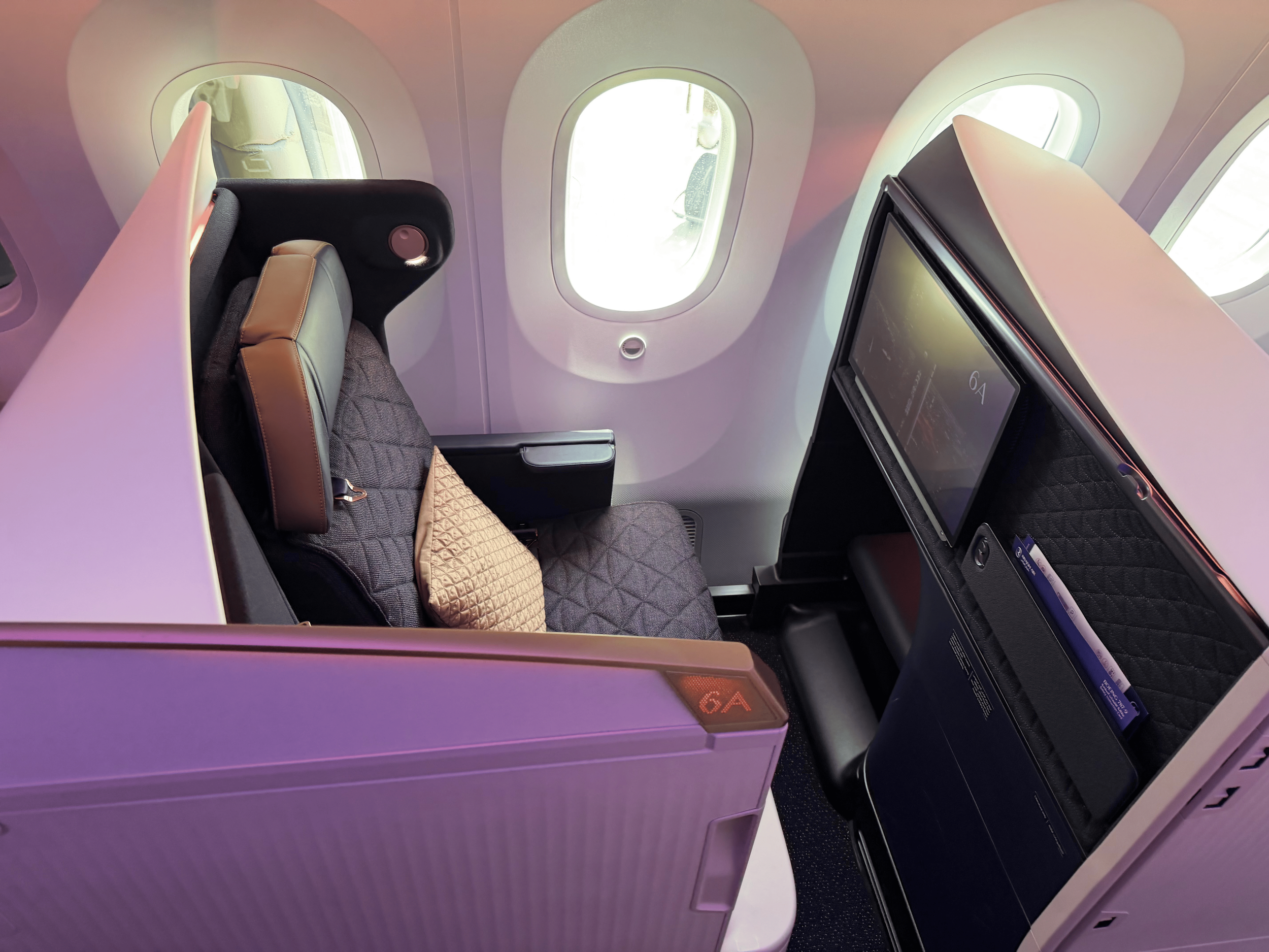 Riyadh Air 787-9 business class seat