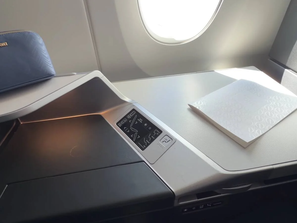 delta-one-a350-900-seat-control-panel