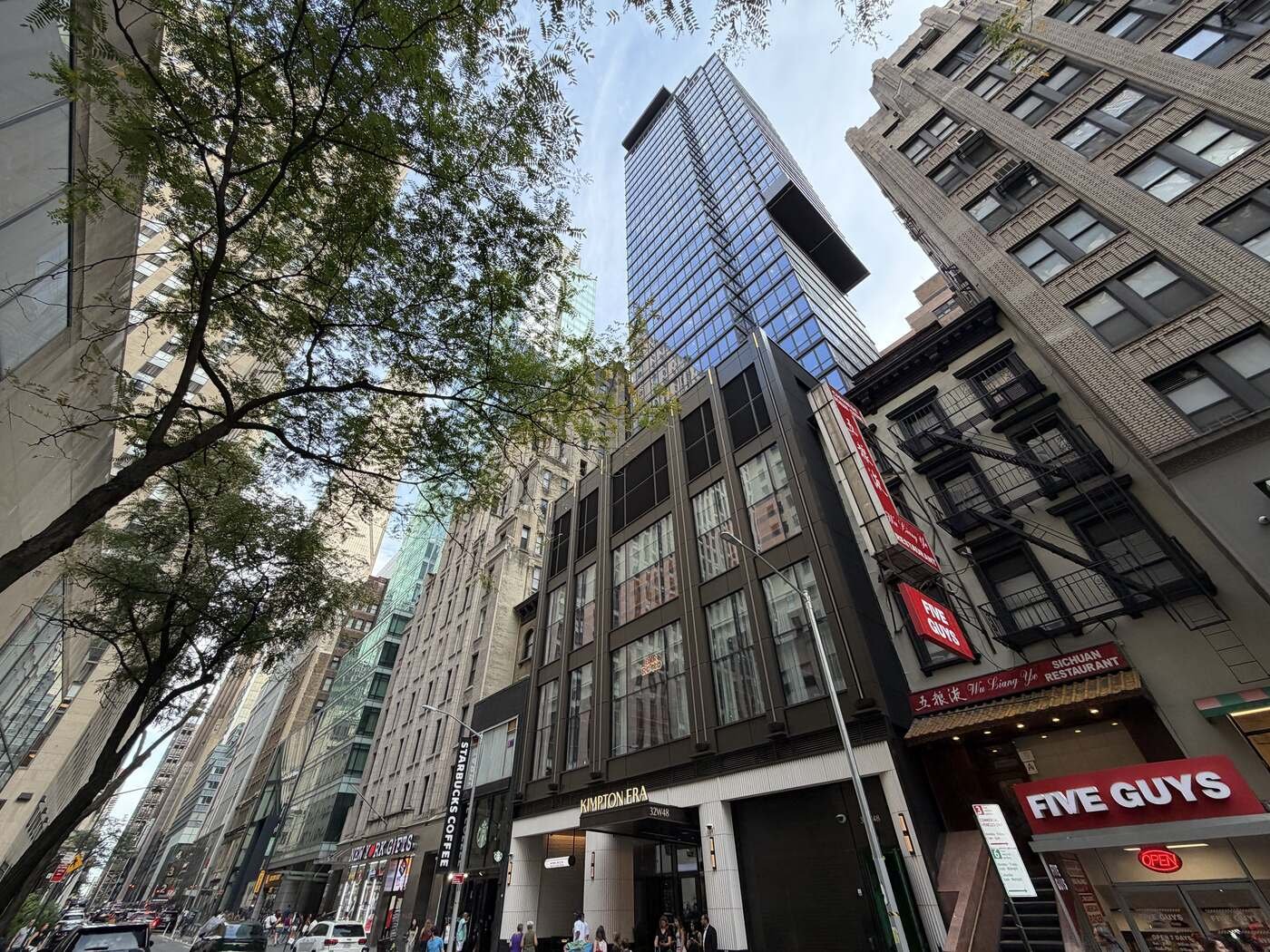kimpton-era-midtown-new-york-exterior-street-view
