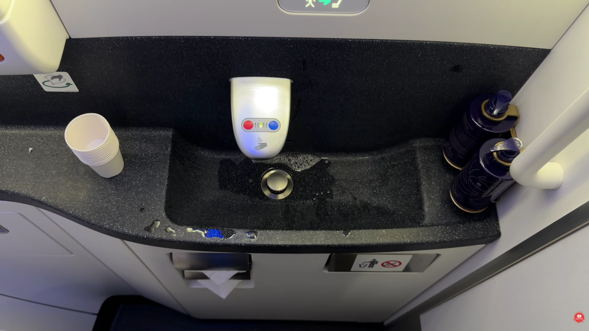 Riyadh Air 787-9 lavatory