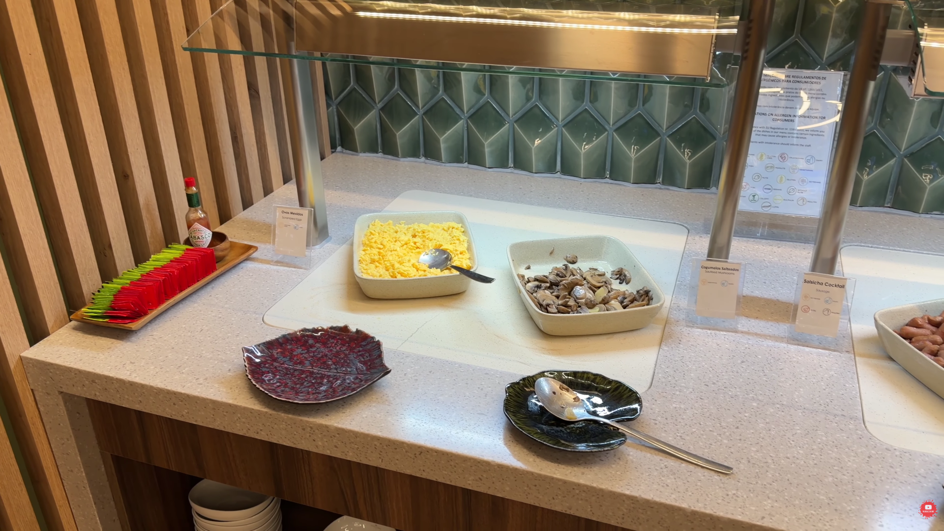 Non-Schengen Atlantico Lounge Lisbon Airport