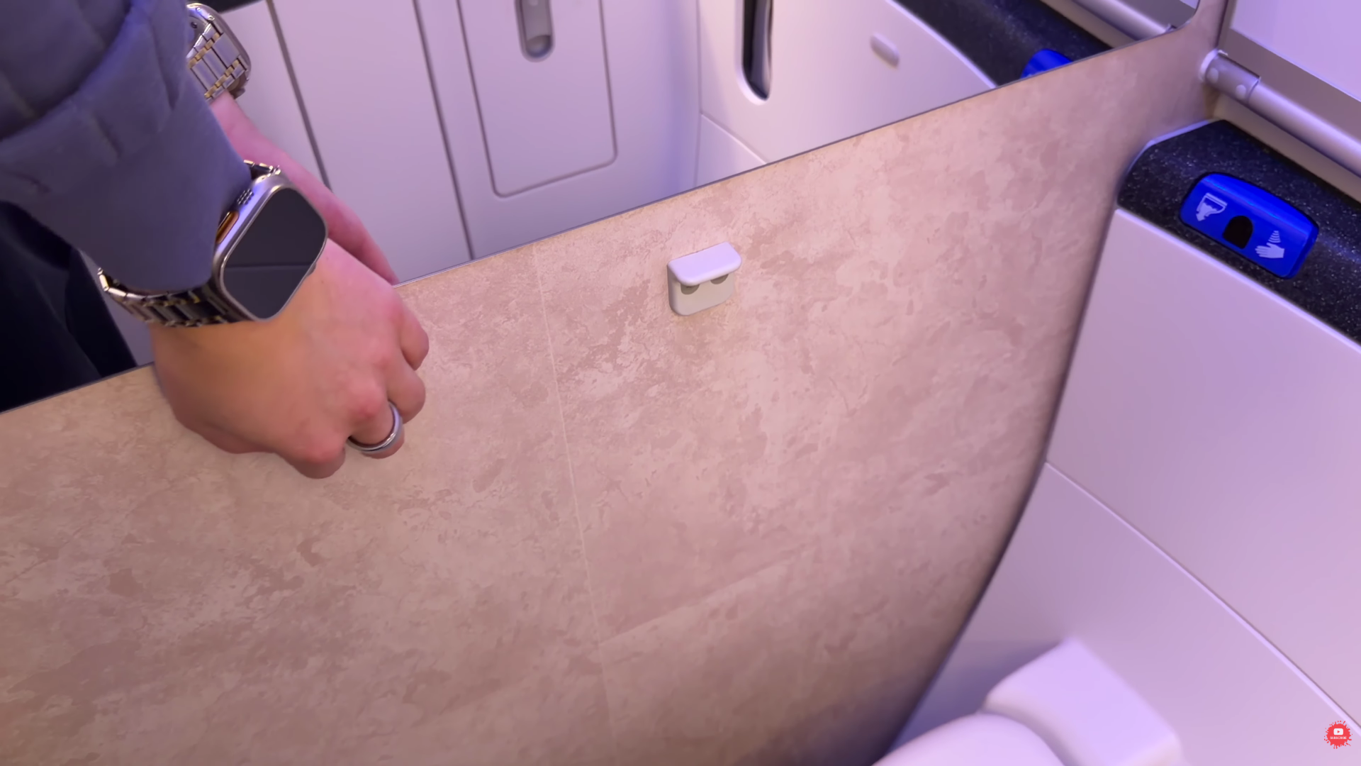 Riyadh Air 787-9 lavatory