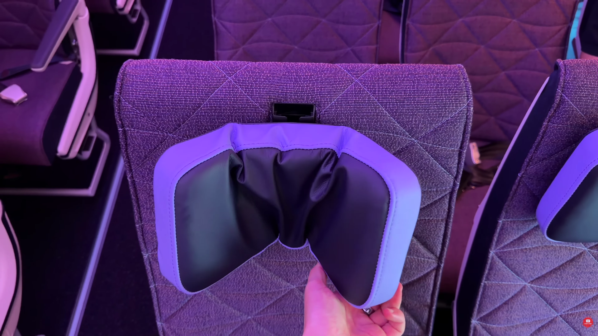 Riyadh Air 787-9  seat features