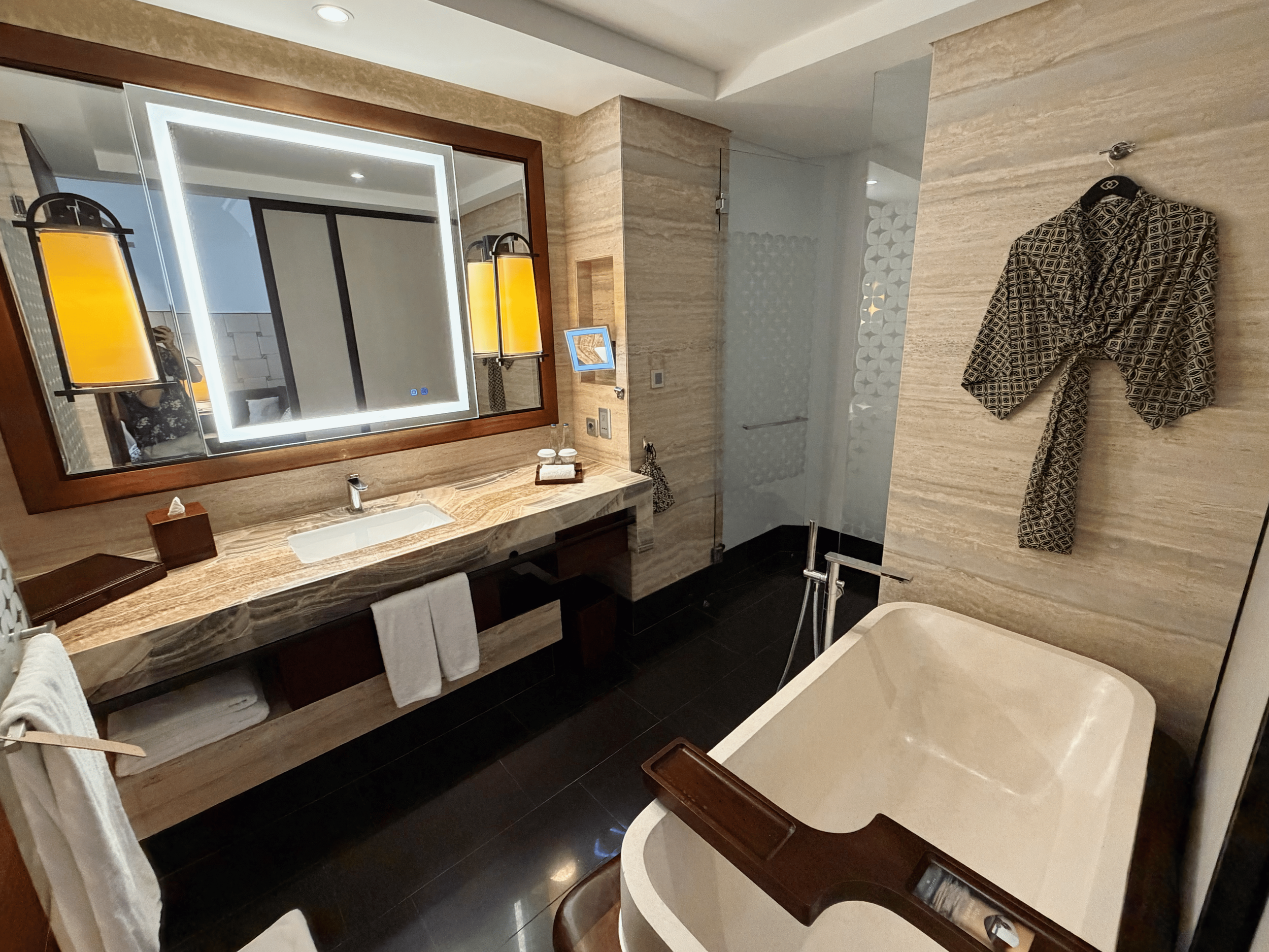 Sofitel Bali Nusa Dua bathroom