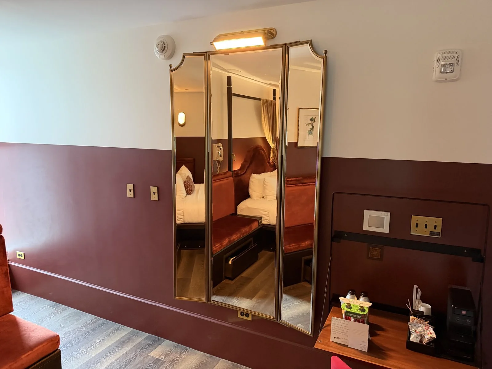 civilian-hotel-new-york-spacious-king-room-trifold-mirror-desk