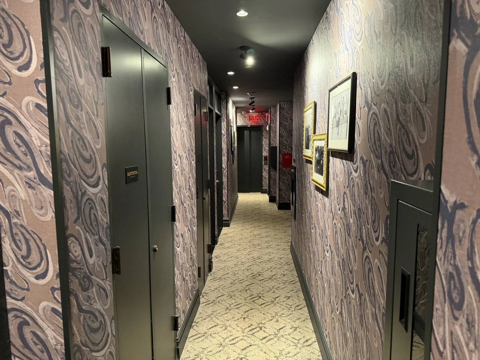 civilian-hotel-new-york-guest-room-hallway