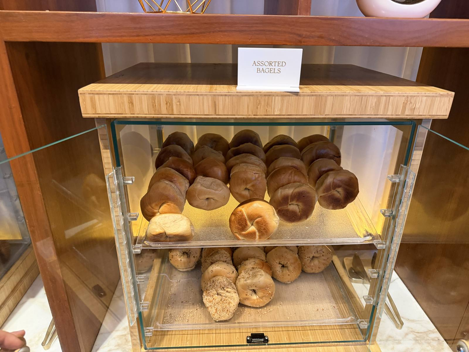 intercontinental-new-york-times-square-breakfast-buffet-assorted-bagels