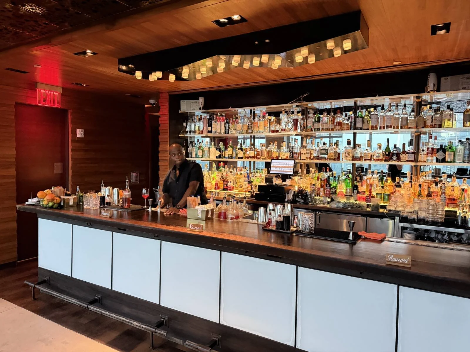 hyatt-centric-times-square-bar-fifty-four-bar-counter.jpg