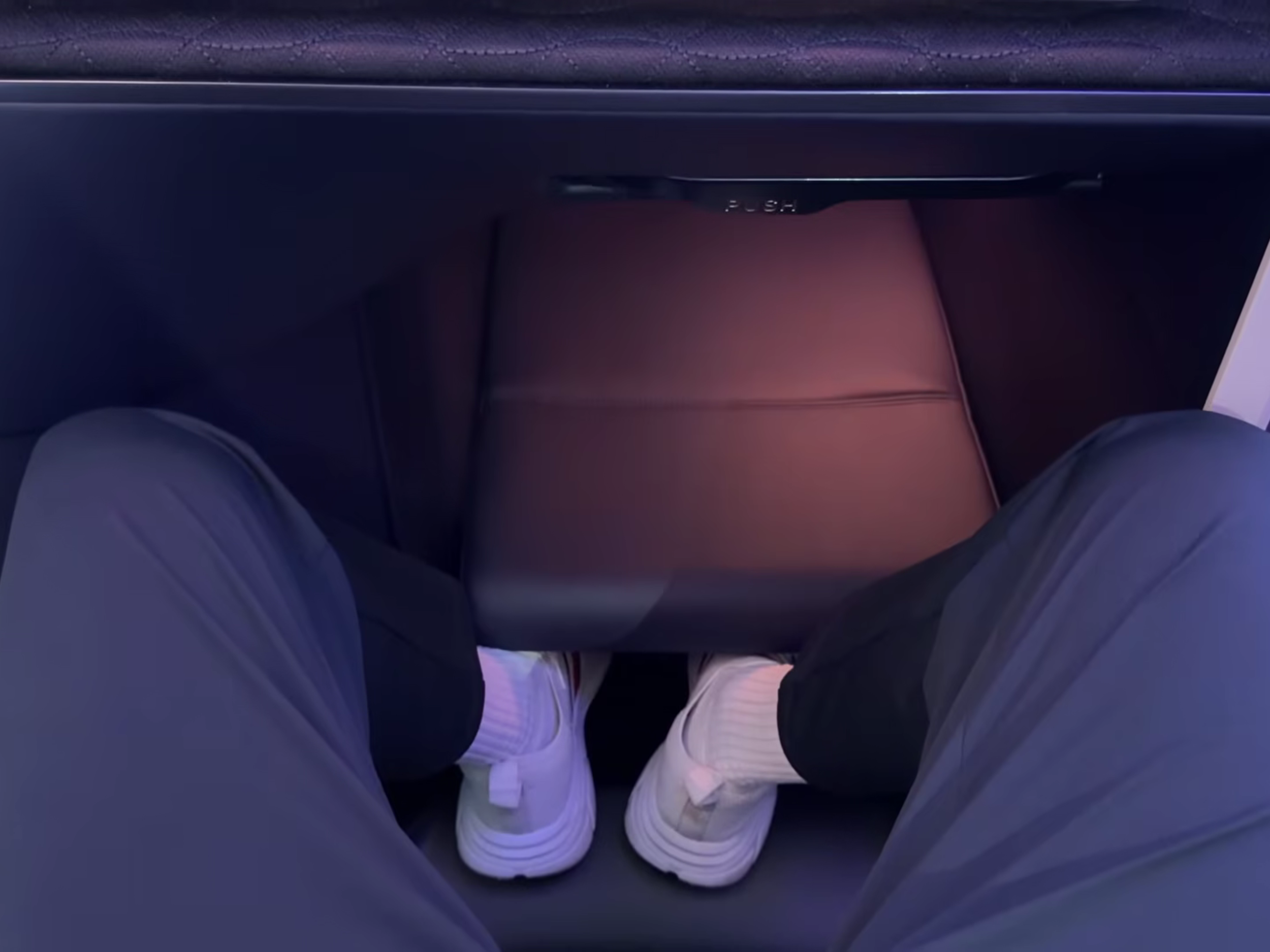 Riyadh Air 787-9 business class footwell