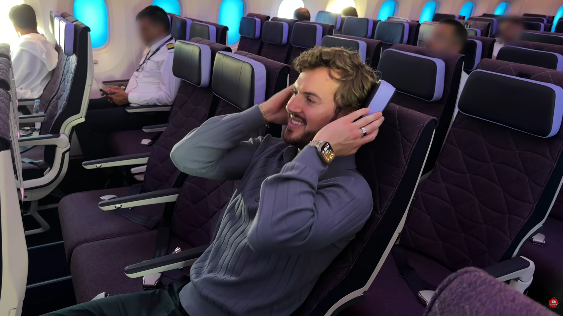 Riyadh Air 787-9 seat features