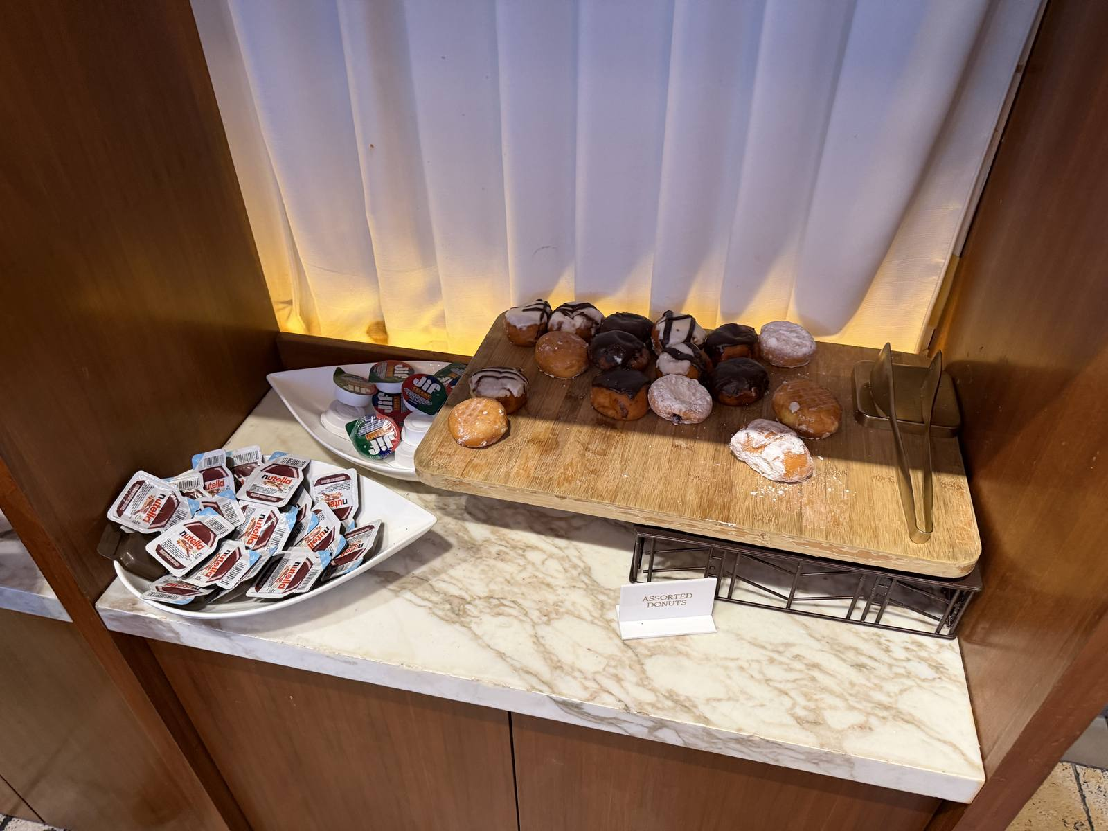intercontinental-new-york-times-square-breakfast-buffet-assorted-donuts