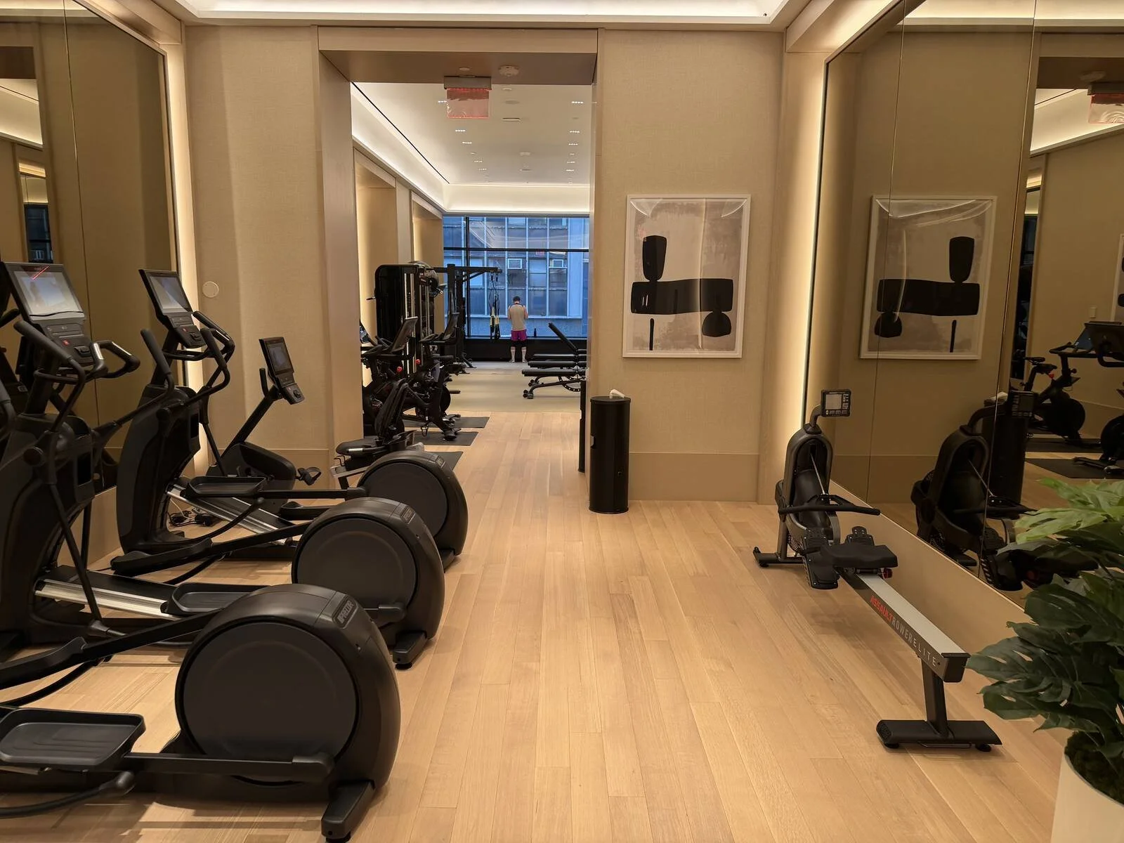 kimpton-era-midtown-new-york-fitness-center-cardio-area