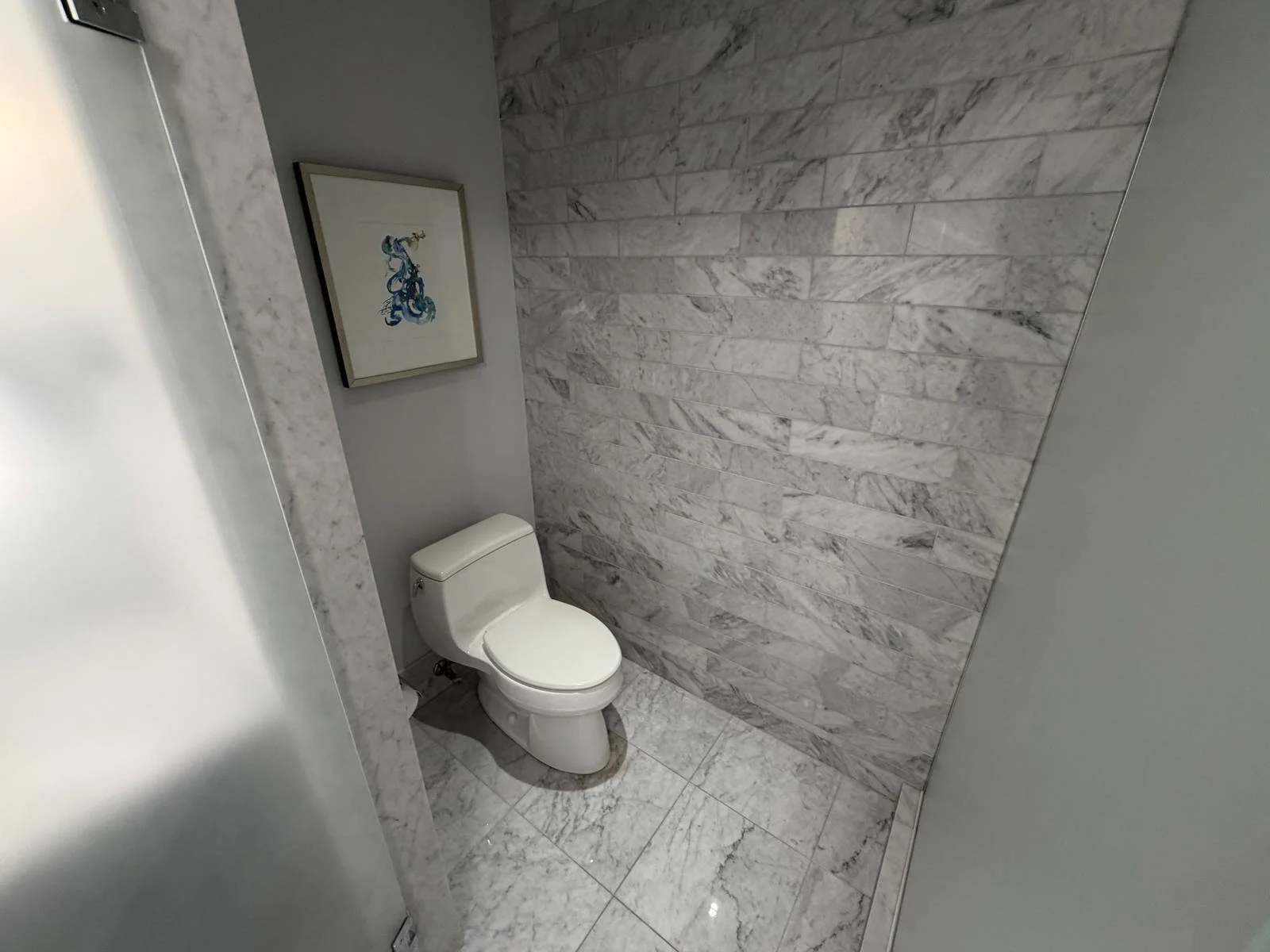 waldorf-astoria-chicago-junior-suite-water-closet-toilet.jpg