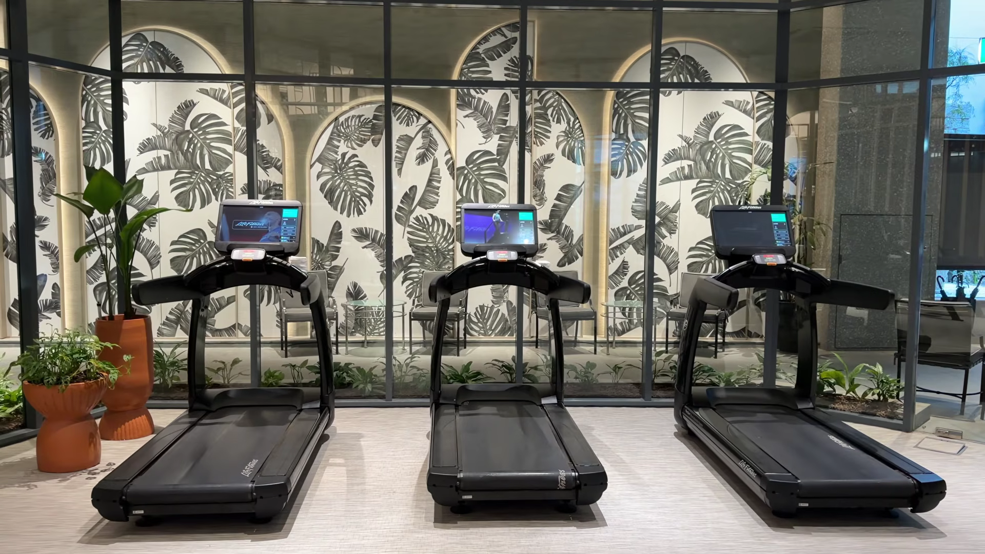 Four Seasons Singapore gym equipment