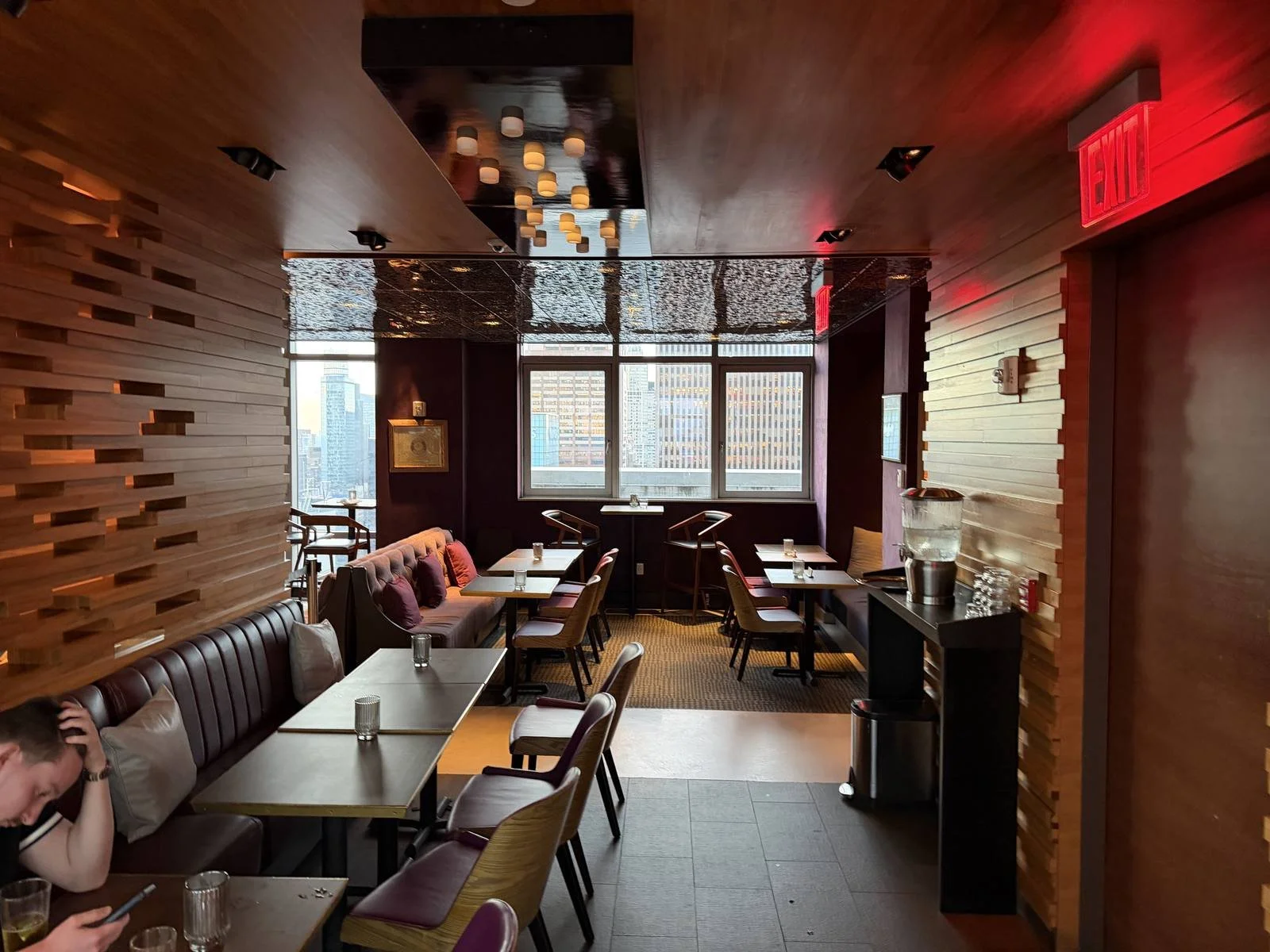 hyatt-centric-times-square-bar-fifty-four-indoor-dining-area.jpg