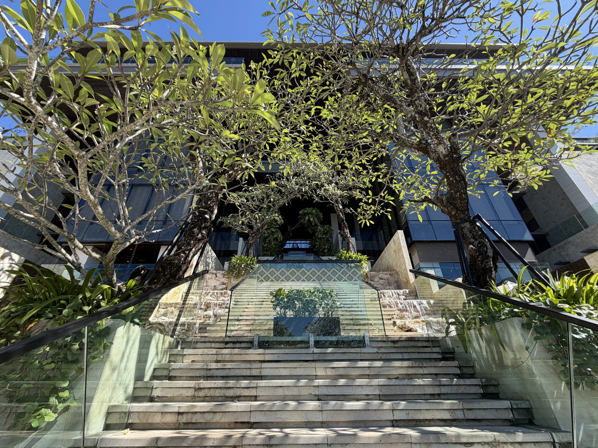 The Apurva Kempinski Bali grand staircase