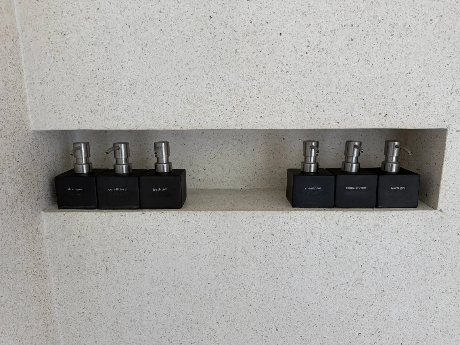 alila-villas-uluwatu-villa-bathroom-shower-amenities
