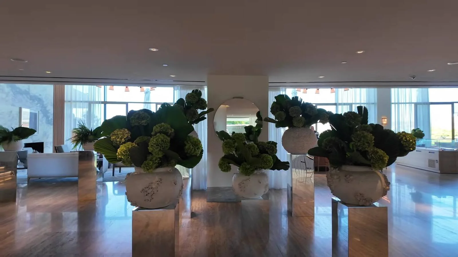 four-seasons-astir-palace-athens-arion-welcome-fruit-bowl-grapes-pear