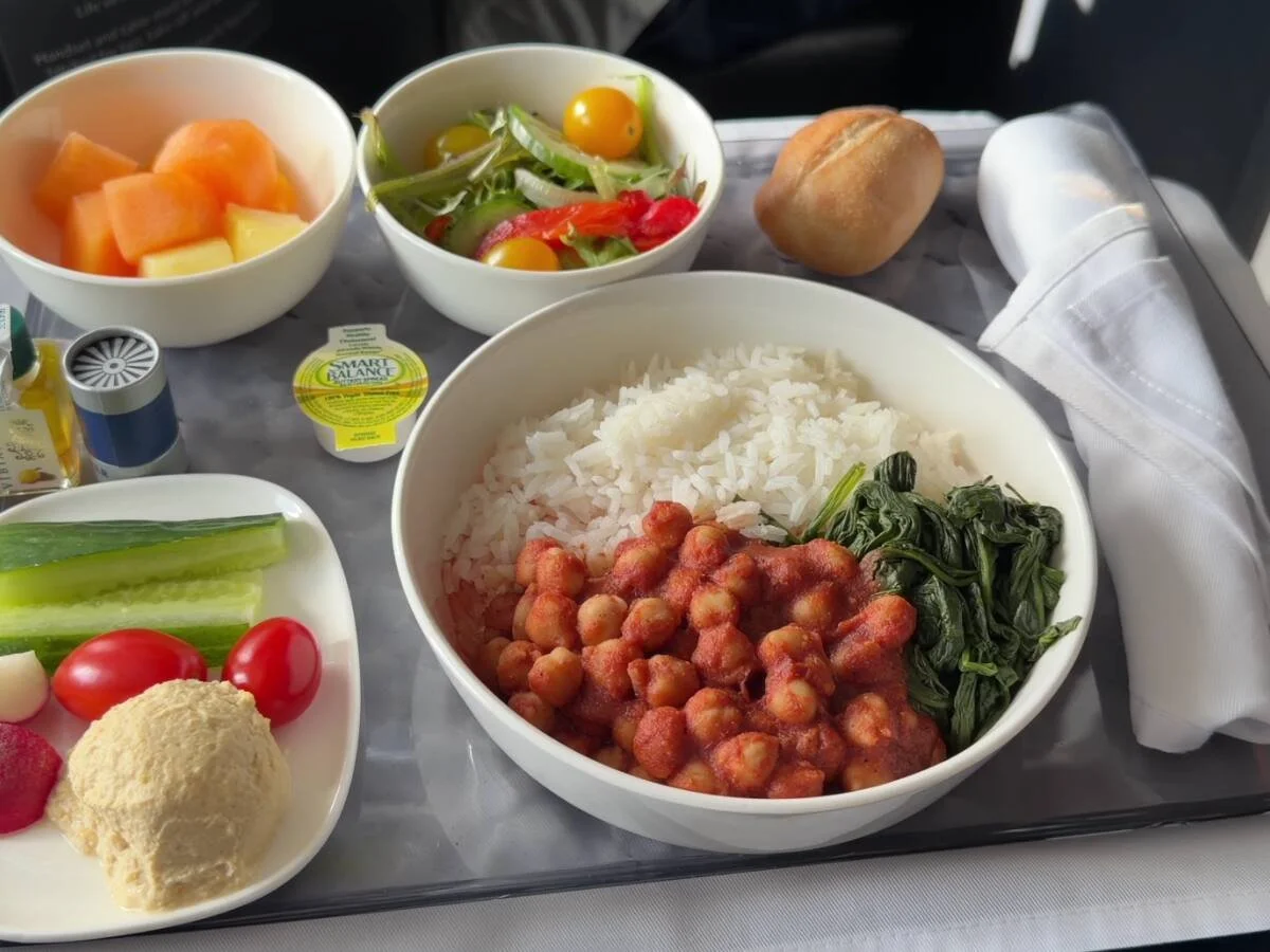 delta-one-a350-900-special-meal-chickpea-curry-rice