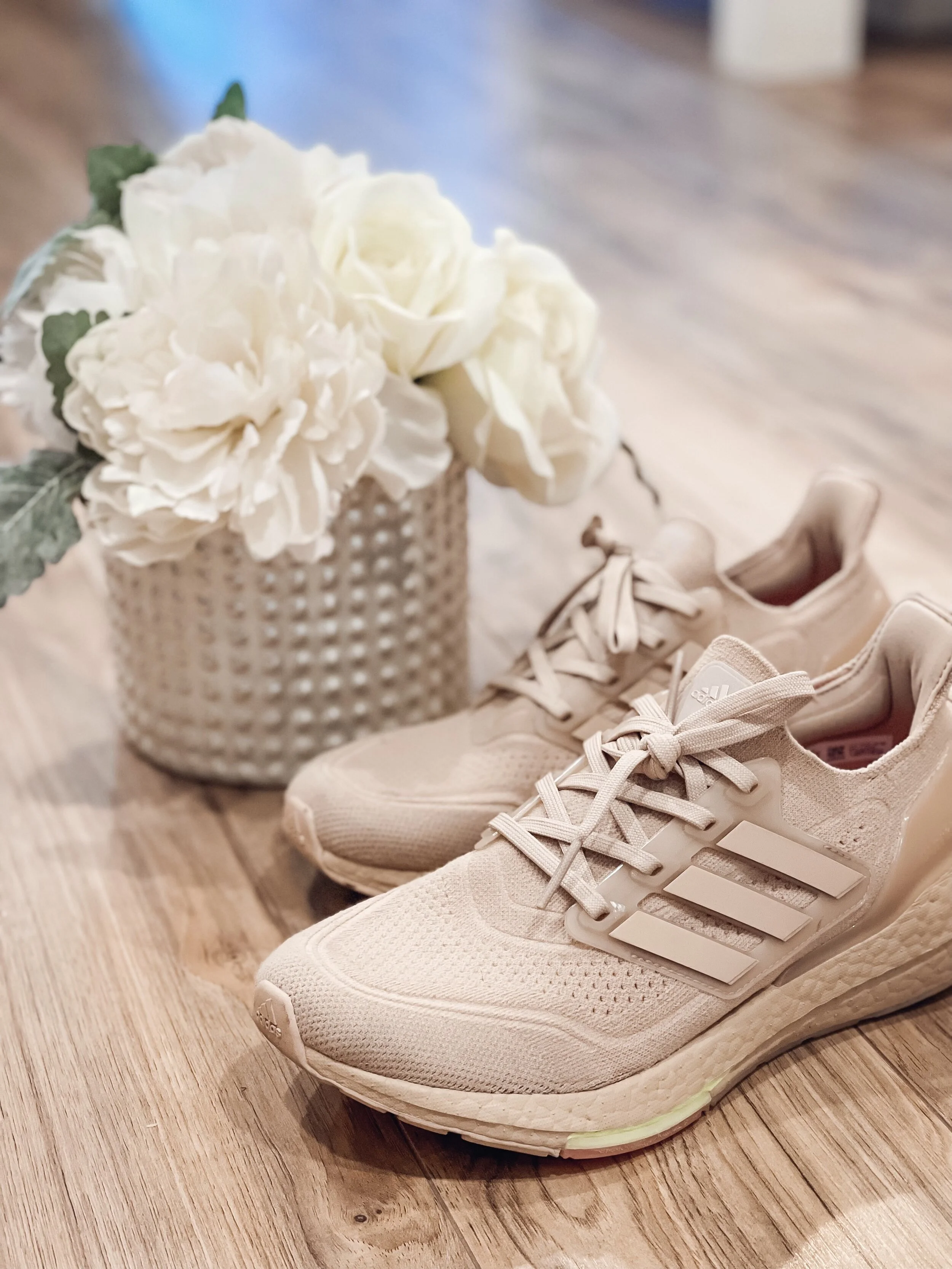 Adidas Ultraboost 21 in Tan