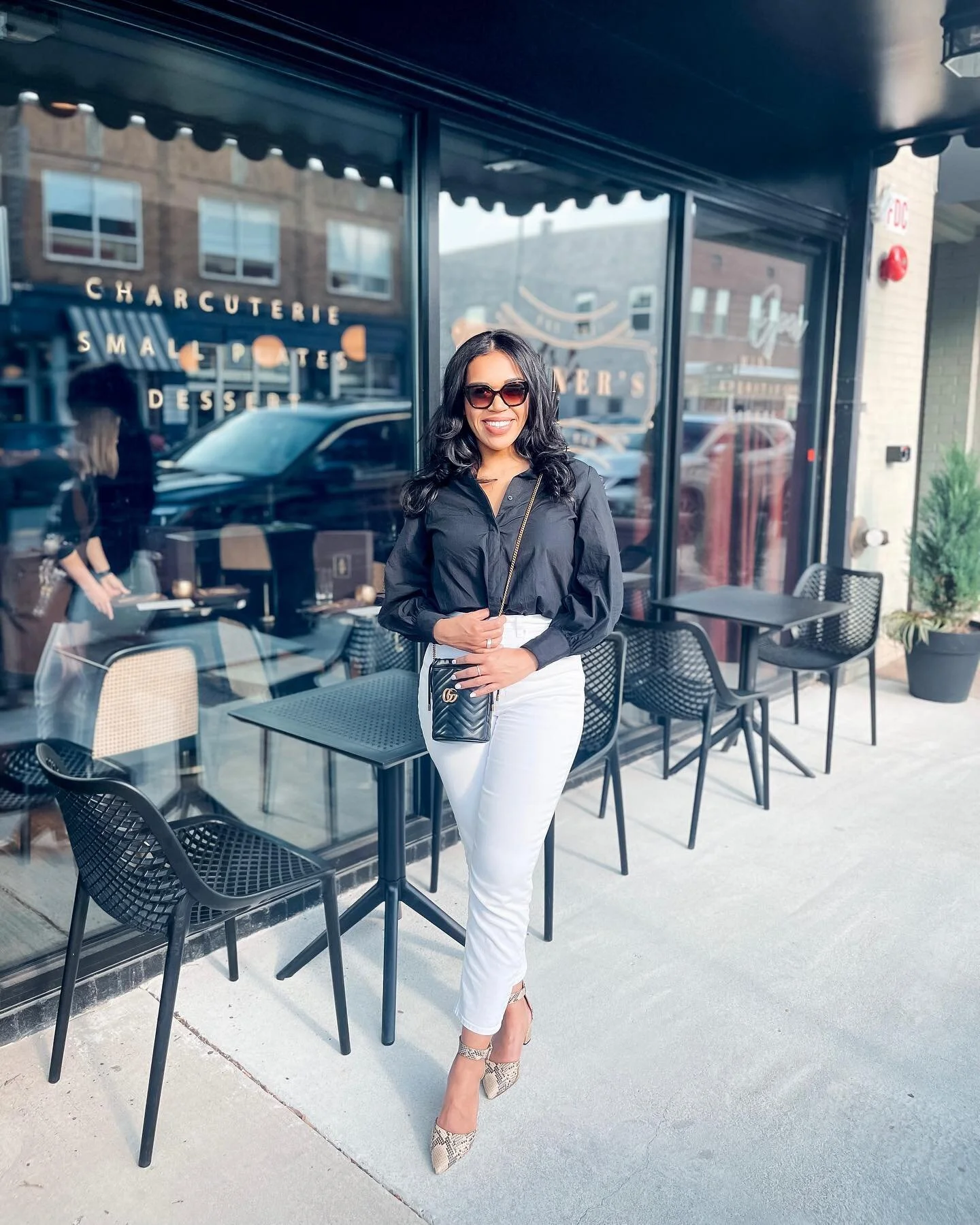 This weekend, my bestie and I had the opportunity to explore Downtown Burlington and spend an afternoon at the beautiful @tannerswinebar. If you are looking for exquisite small plates, quality wines and an intimate, yet chic, ambiance &mdash; you hav