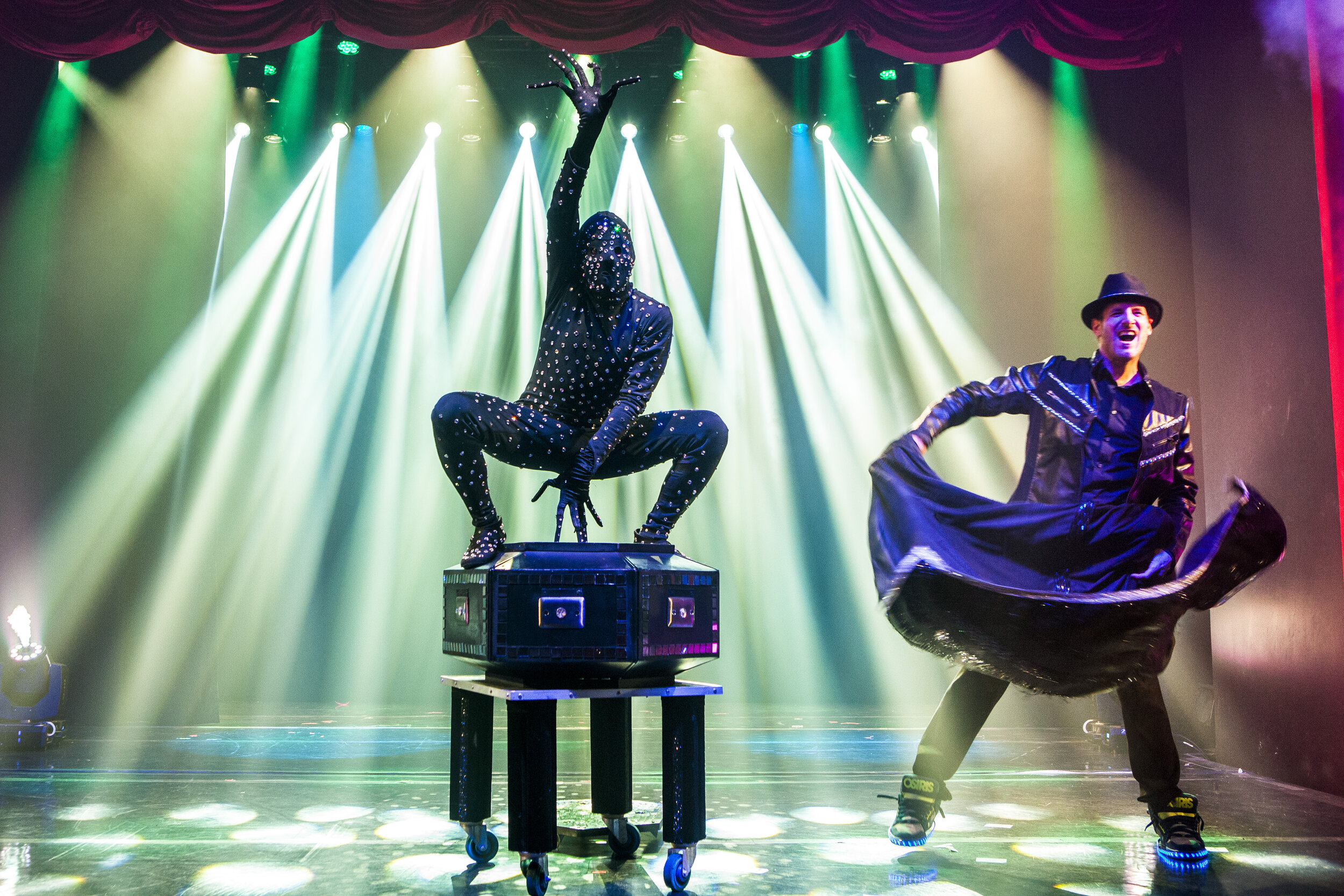 About Magique - Best Live Show in Reno