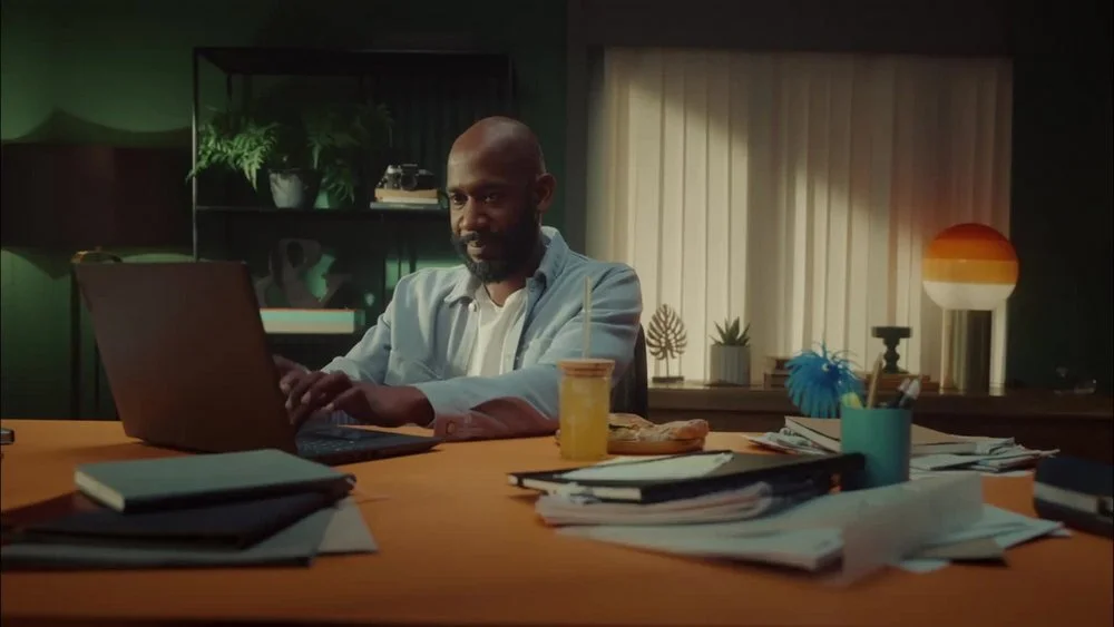 9509454_R_Video001.mp4