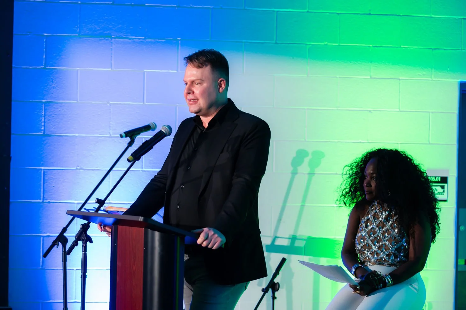 photographe-evenementiel-ottawa-maison-francophonie-5e-anniversaire-25.jpg