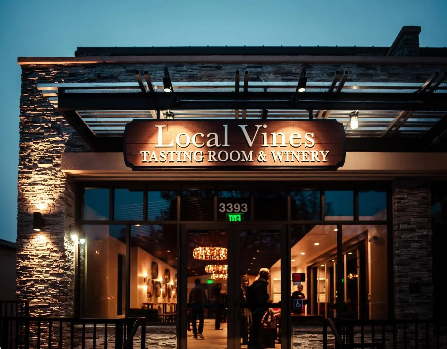 A little overdue announcement&hellip; our tasting room is open!

For the past few months the Lamorinda Winegrowers cooperative tasting room has been quietly pouring wines and ciders from producers across the Lamorinda AVA. Now that things are running