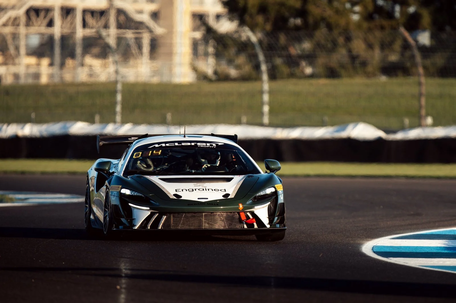 Photo: SRO/McLaren