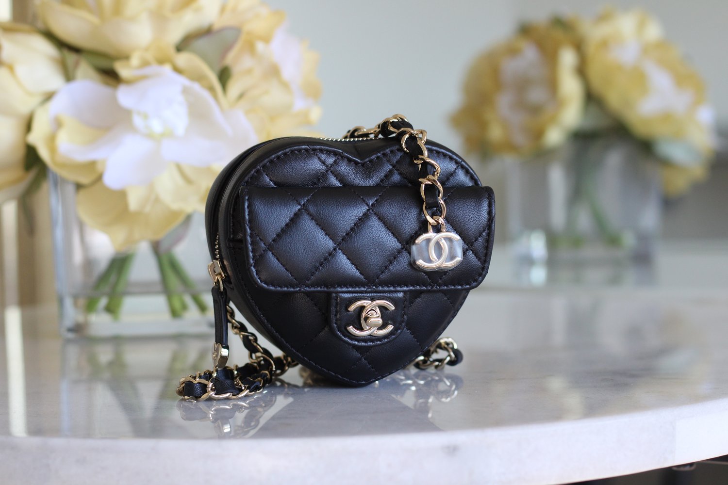 22S Black Lambskin In Love Heart Belt Bag with Light Gold Hardware —  Luxxedition